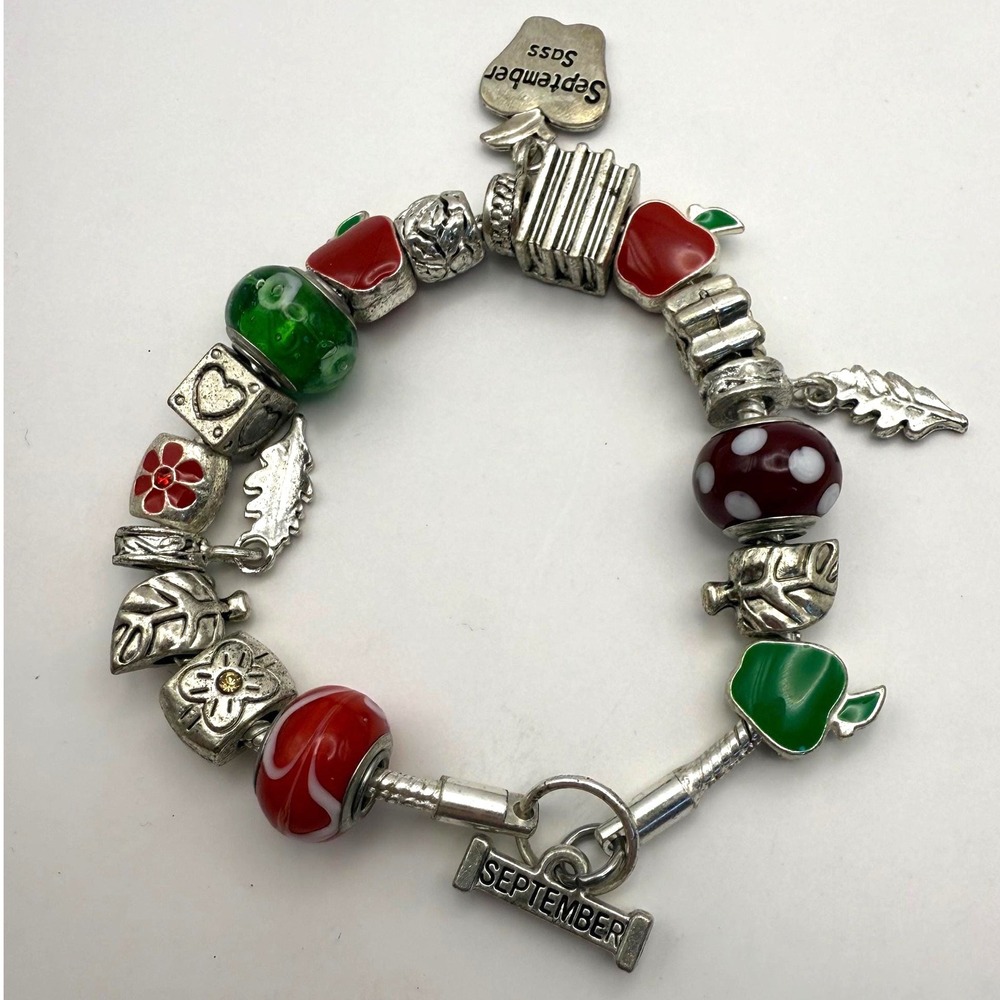 September Sass Charm Bracelet Silver Tone Autumn‎ Apple Glass Beads 7.5 Inch